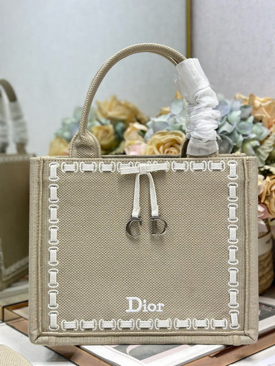 D-BookTote