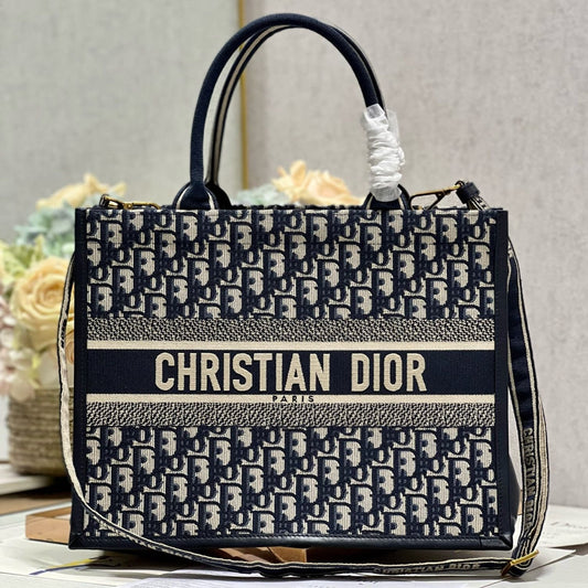 D-Book Tote