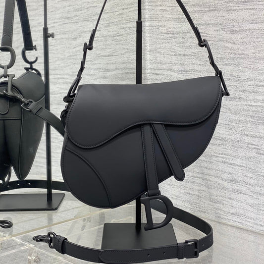 D-Saddle