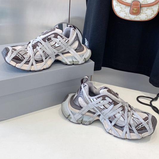 B-Sneakers