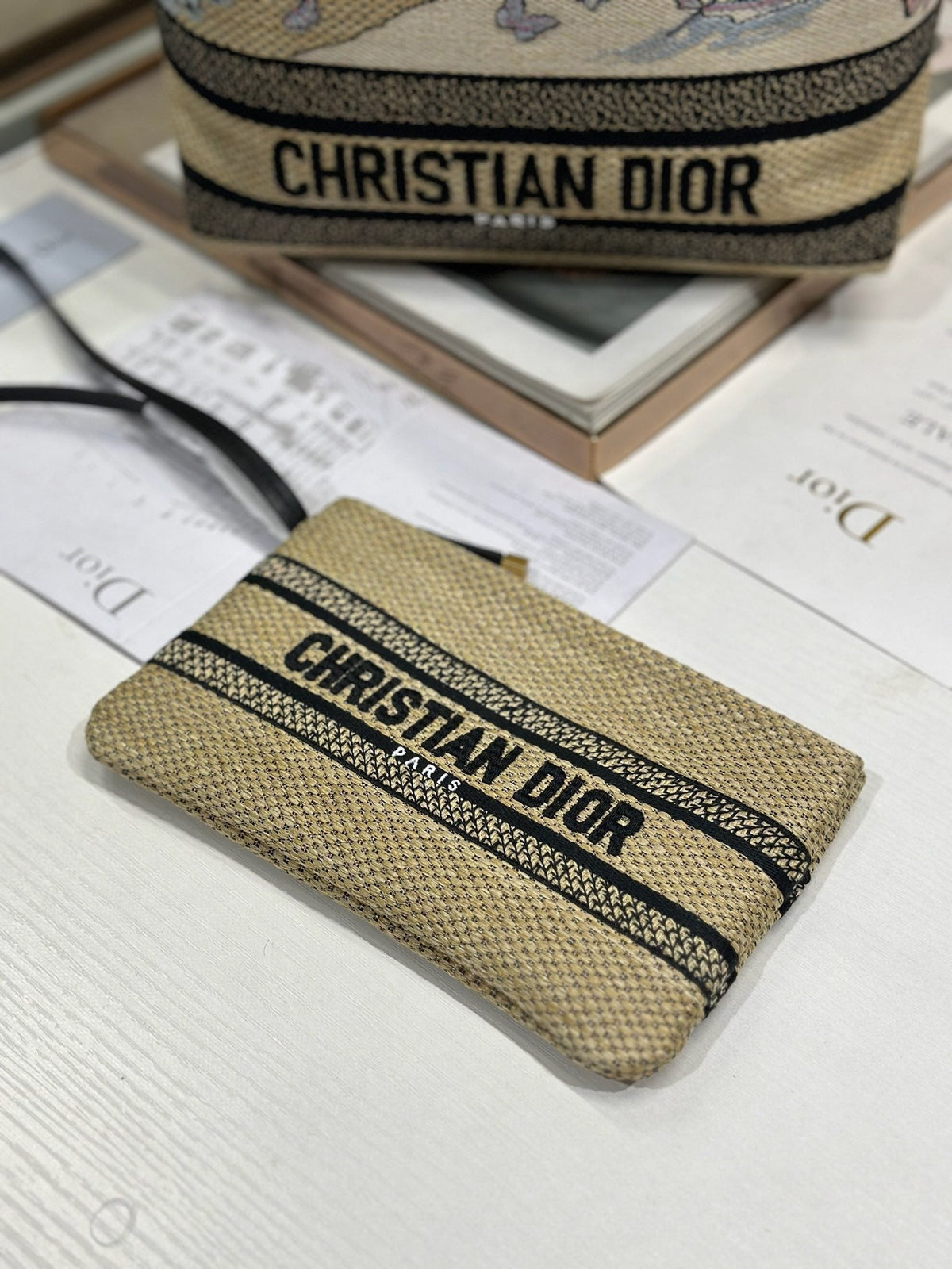 D-Book Tote