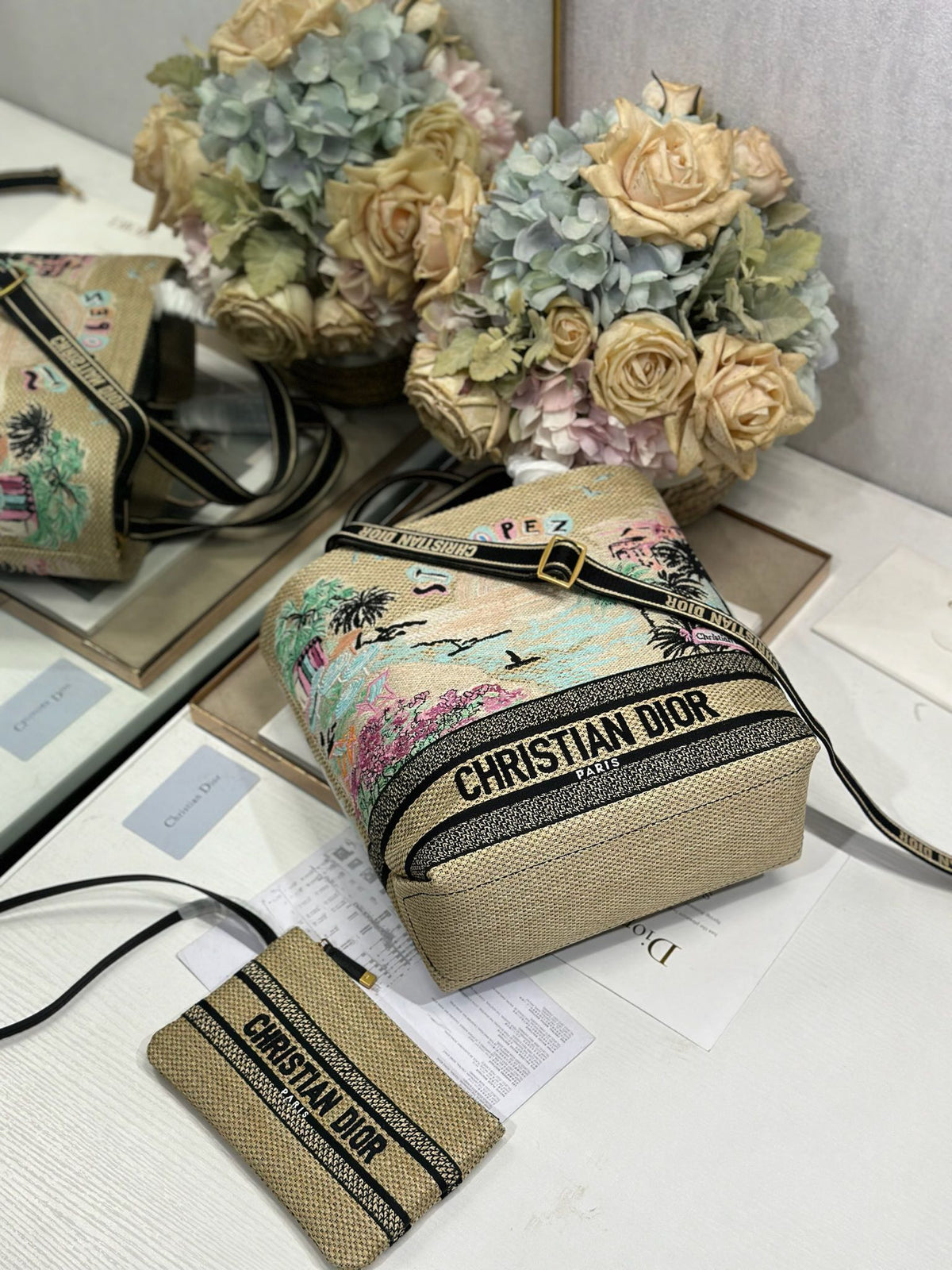 D-Book Tote
