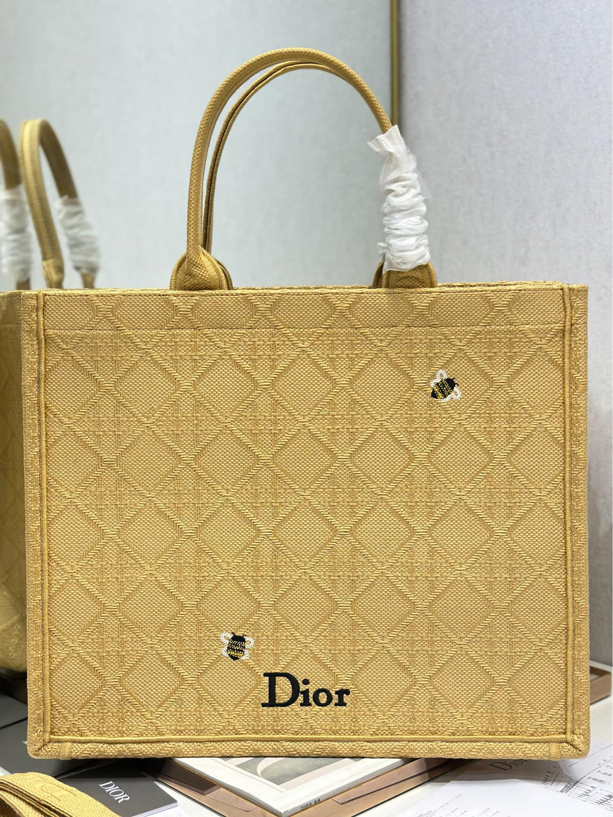 D-Book Tote