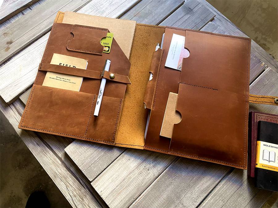 Personalized Handmade Leather MacBook Sleeve | Pro/Air 13–16" (M2/M3)
