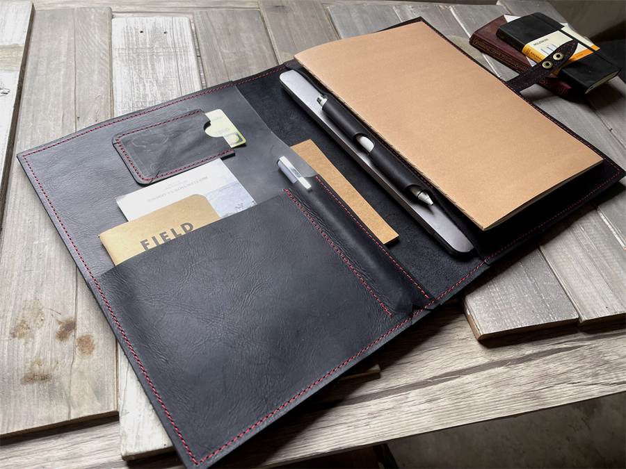 Personalized Black Leather MacBook Case - 14/15/16 "Pro Air, M2/M3