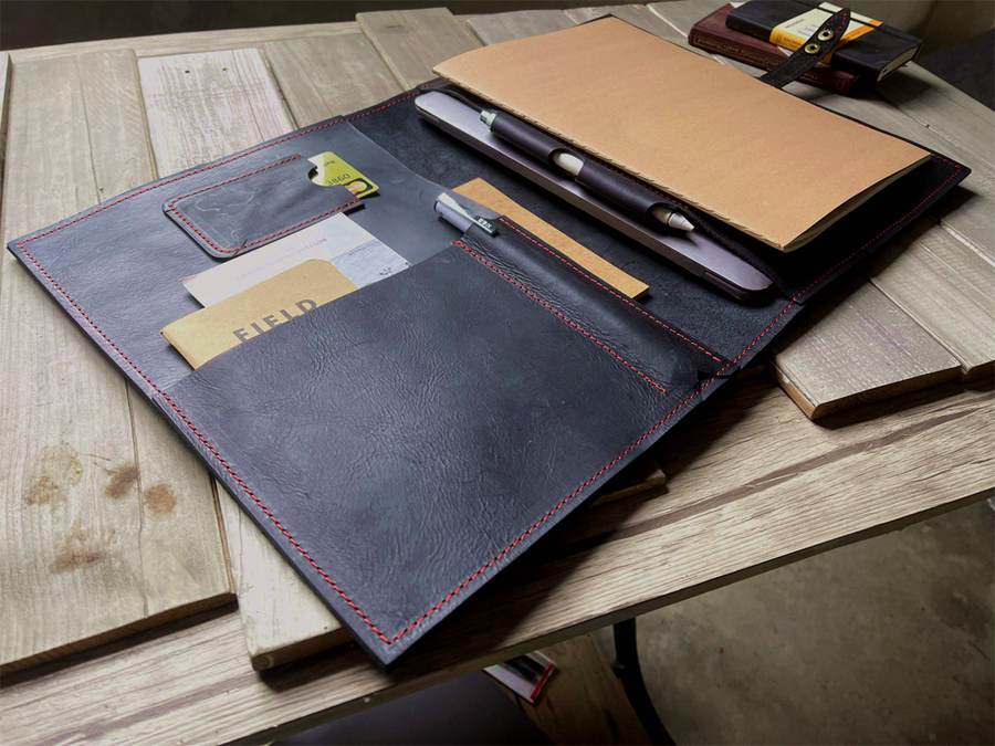 Personalized Black Leather MacBook Case - 14/15/16 "Pro Air, M2/M3