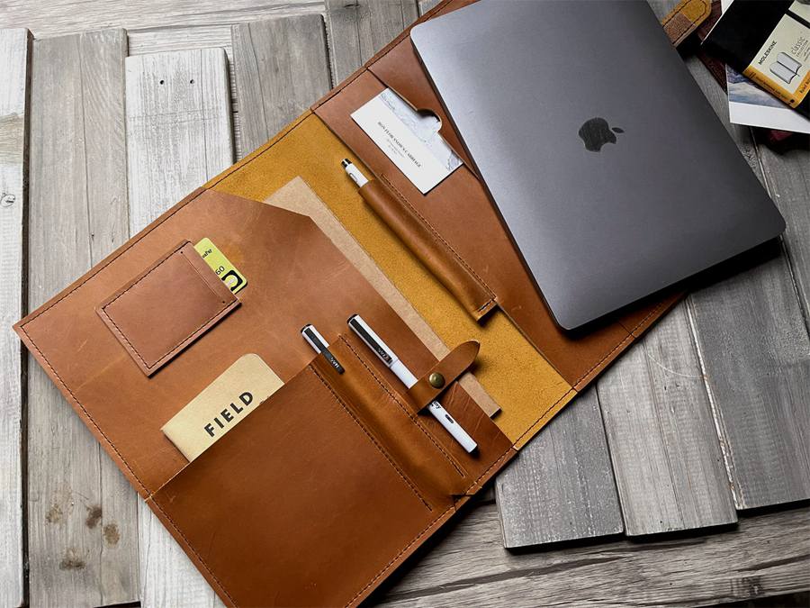 Personalized Leather MacBook Pro M2/M3 Max Sleeve – 13/14/16 Inch Handmade Case