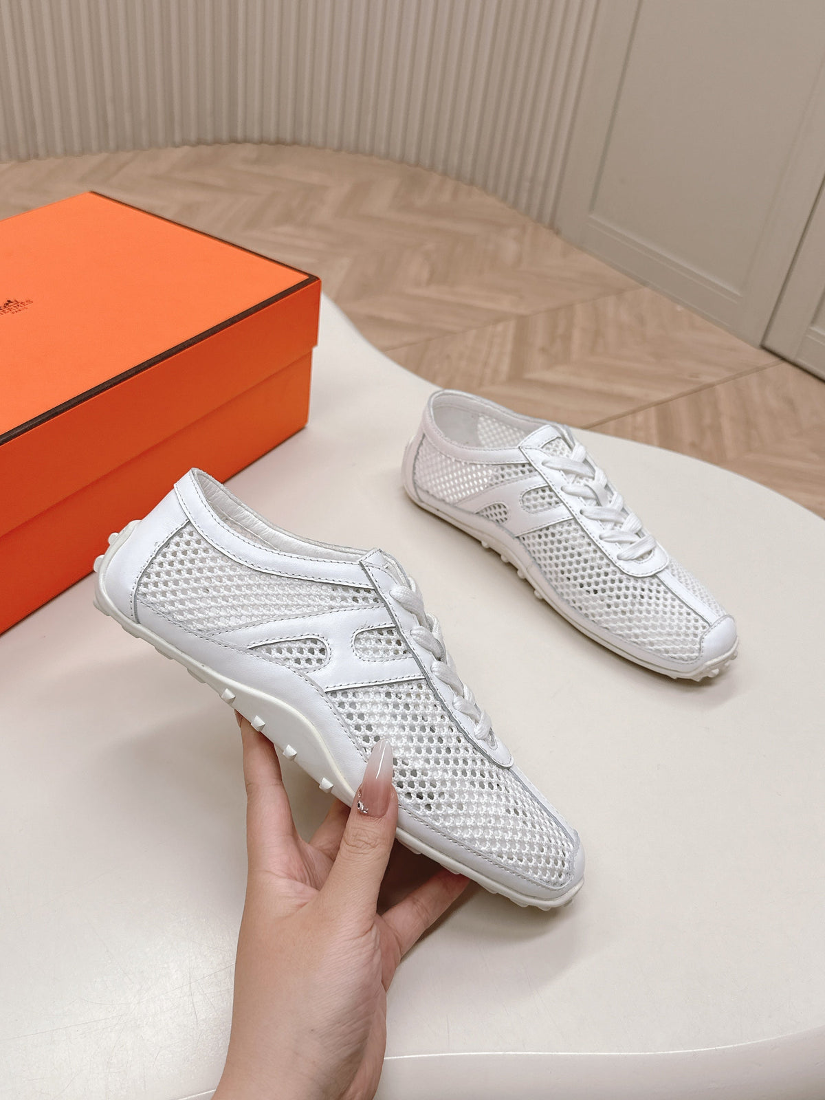 A-Sneakers