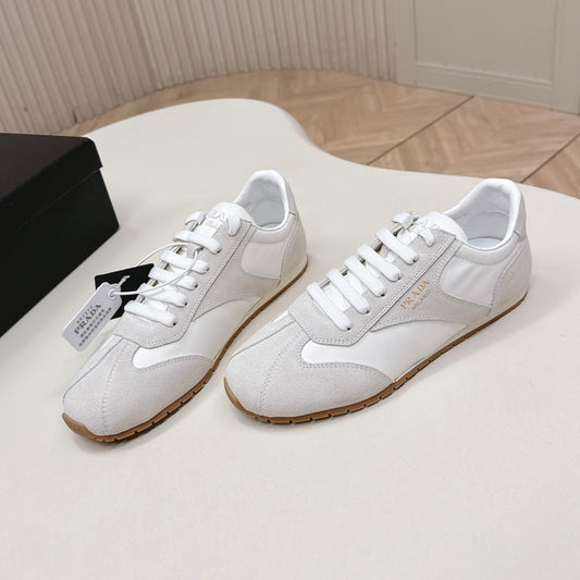 P-Sneakers