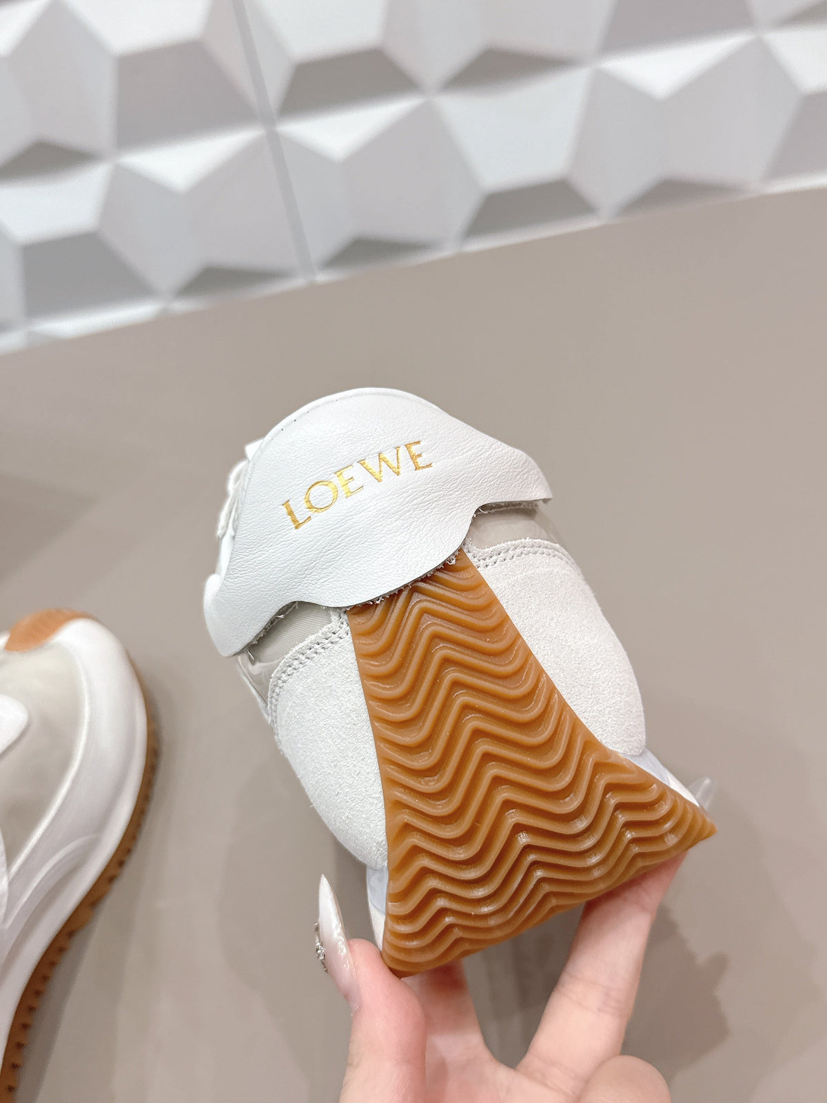 L2-Sneakers