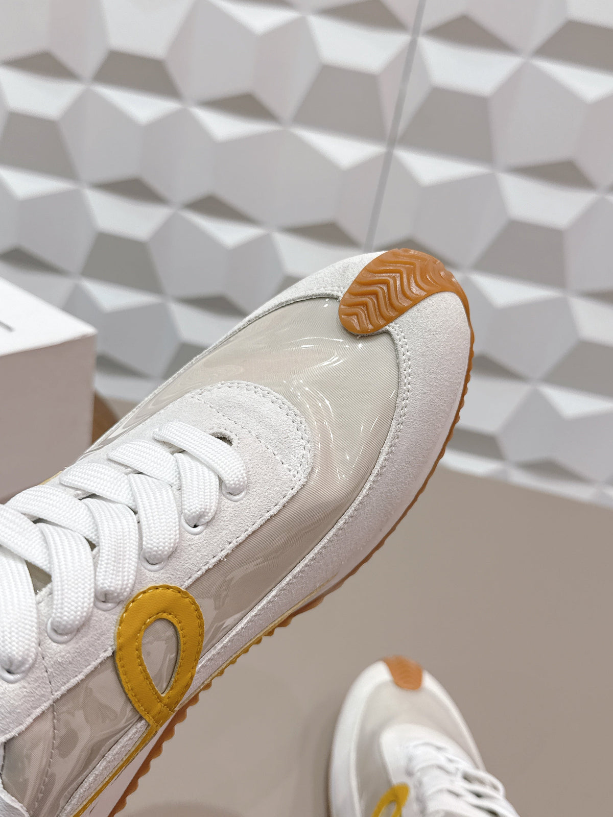 L2-Sneakers