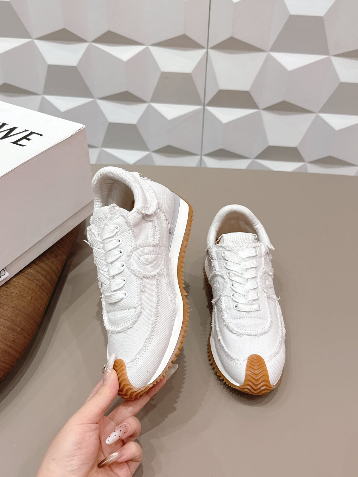 L2-Sneakers