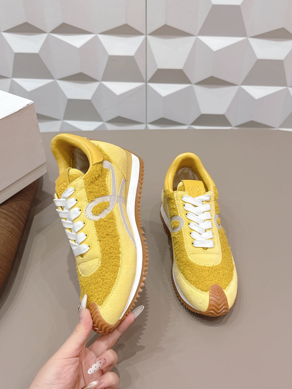 L2-Sneakers