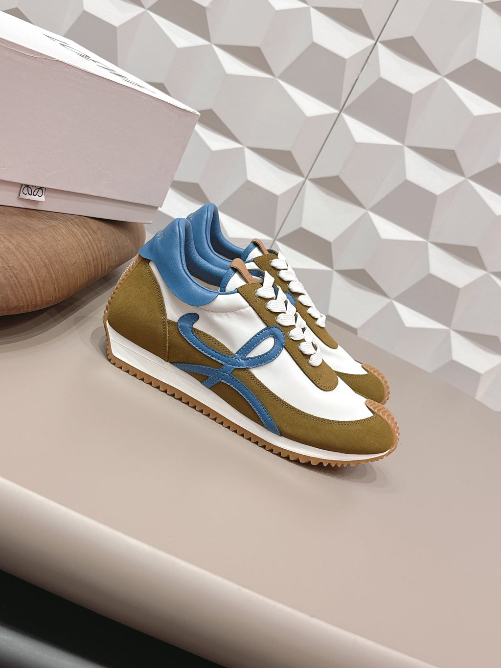 L2-Sneakers