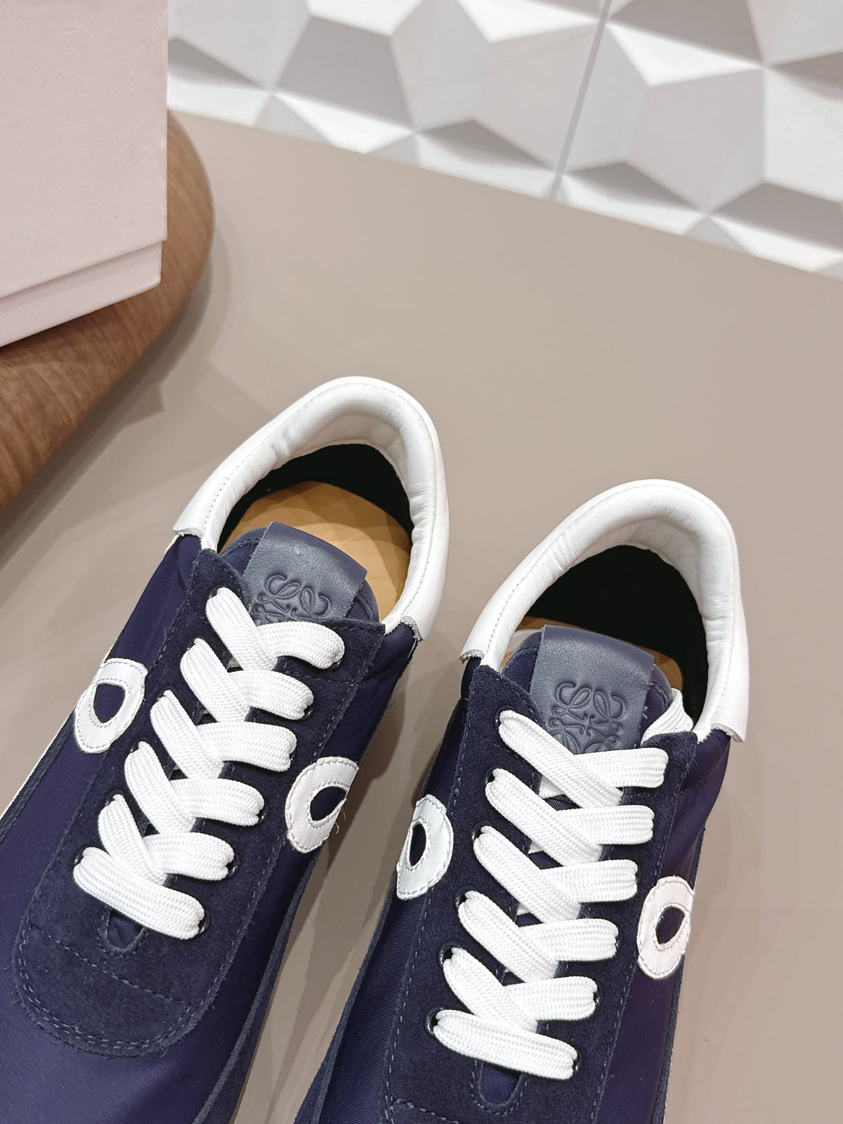 L2-Sneakers