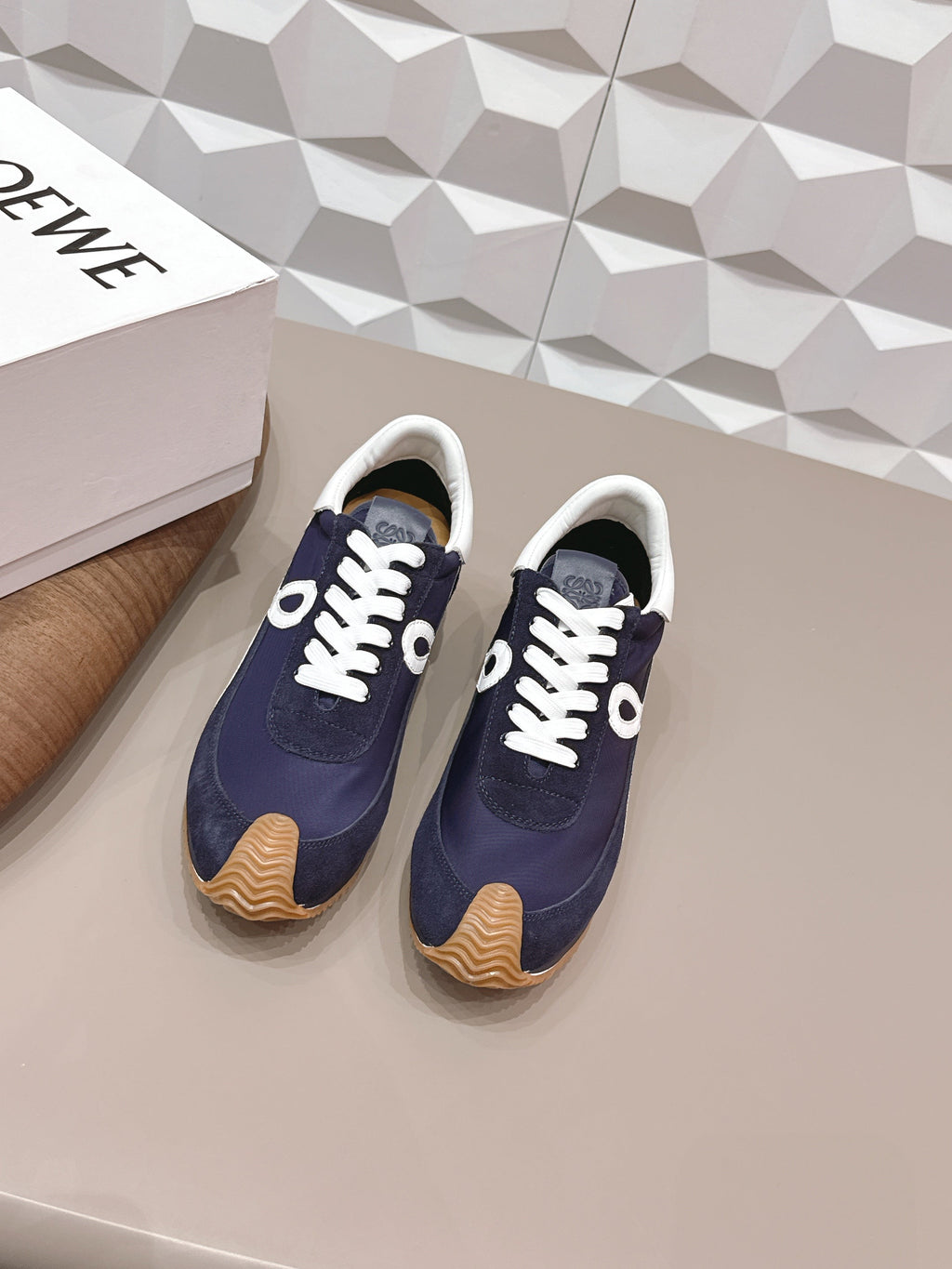 L2-Sneakers