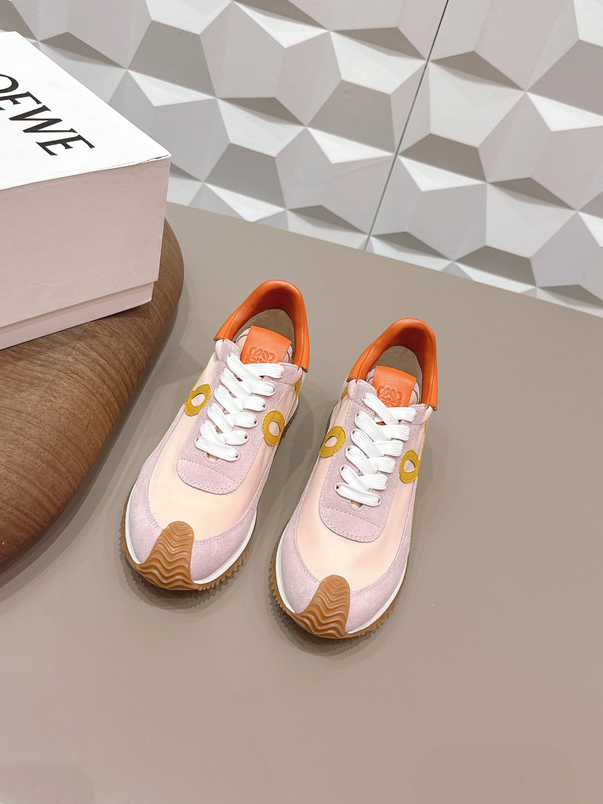 L2-Sneakers