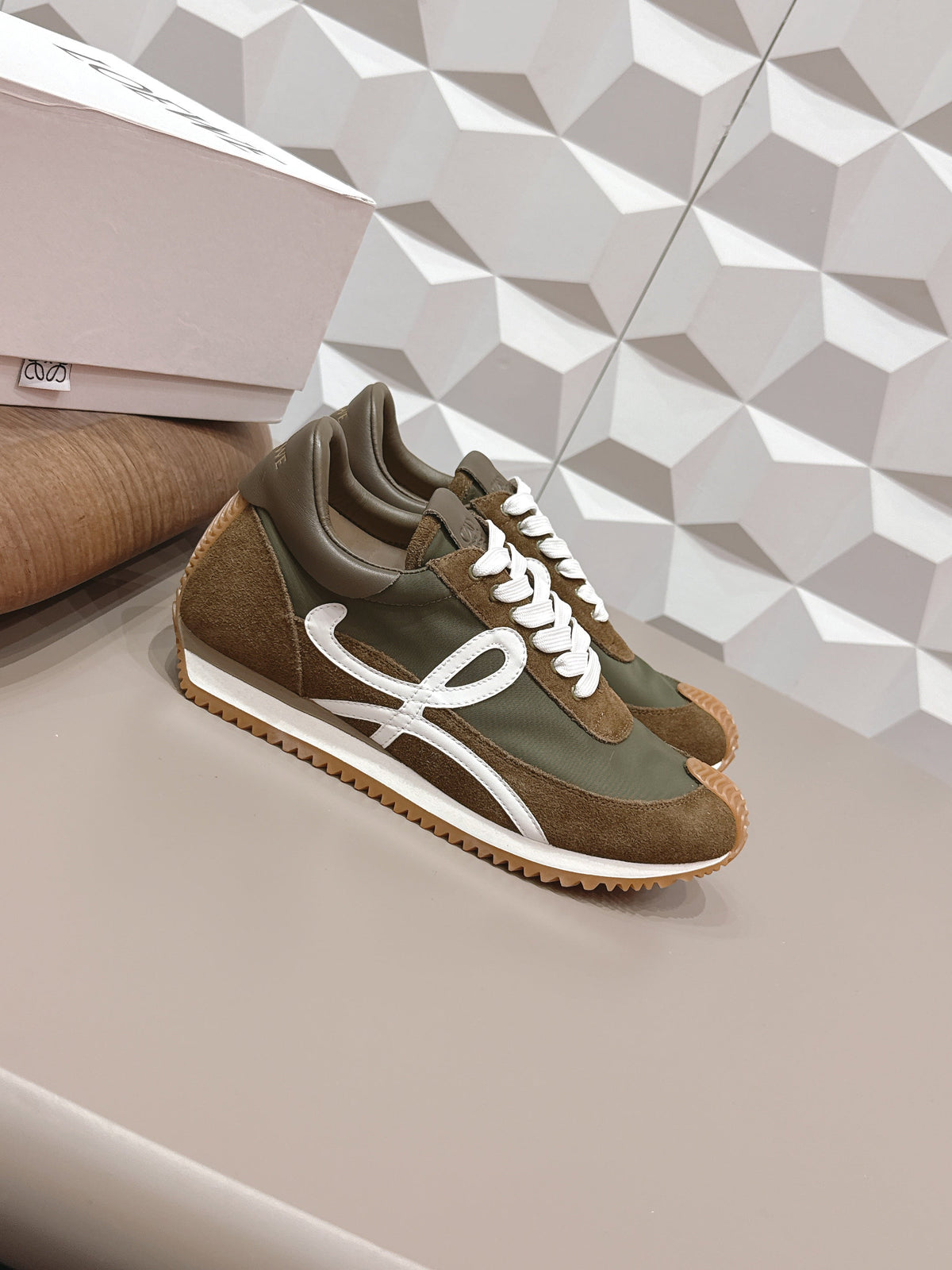 L2-Sneakers