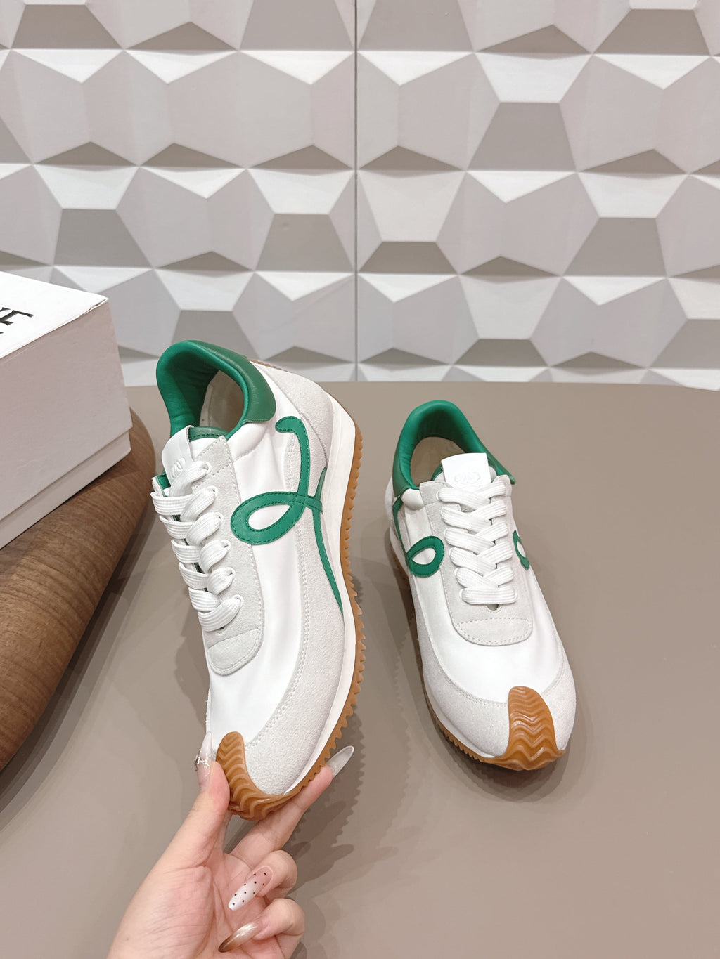 L2-Sneakers