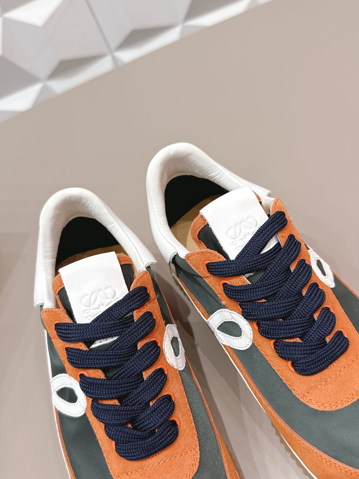 L2-Sneakers