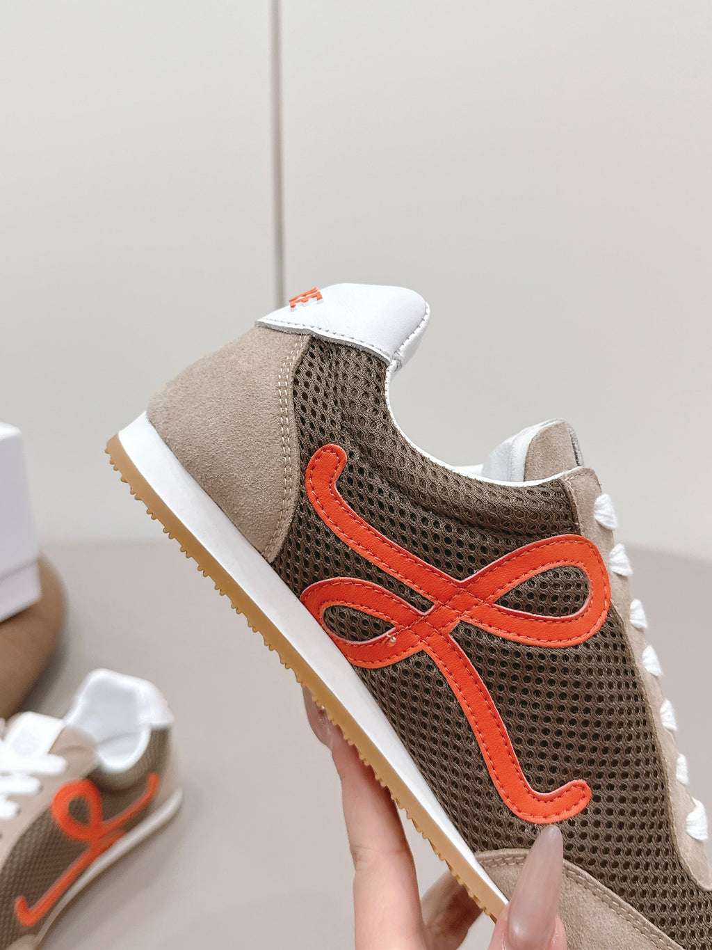 L2-Sneakers