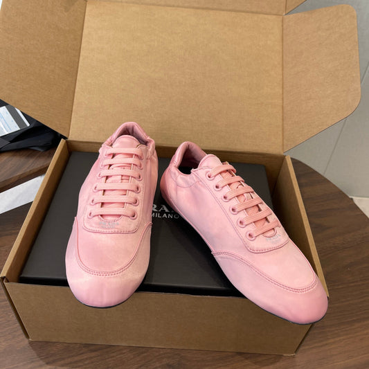 P-Sneakers