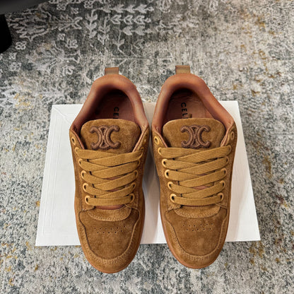 S-Sneakers