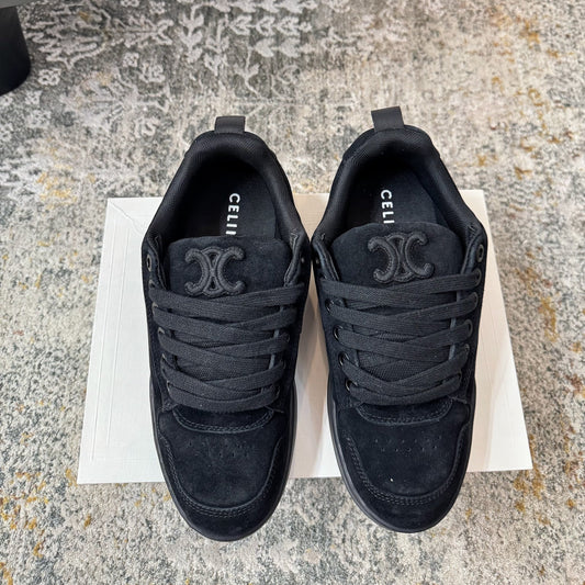 S-Sneakers