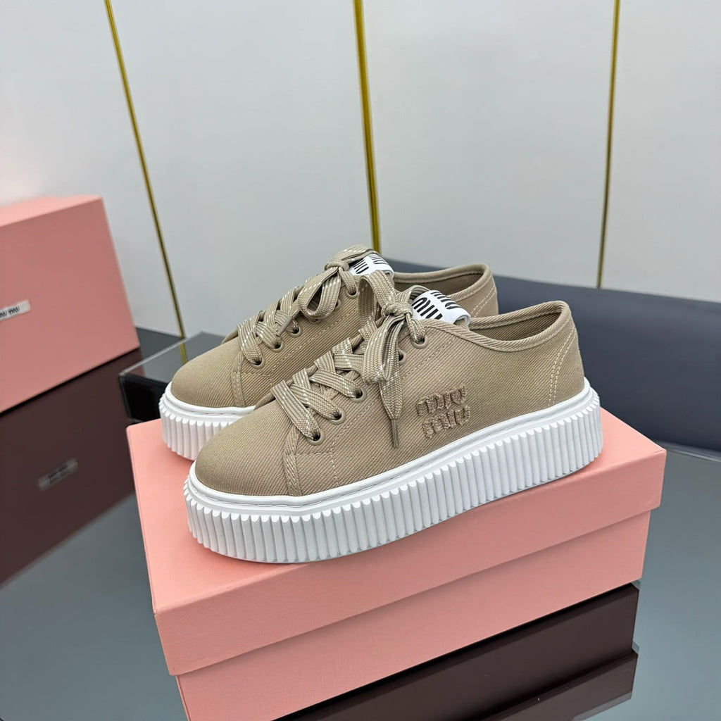 M-Sneakers