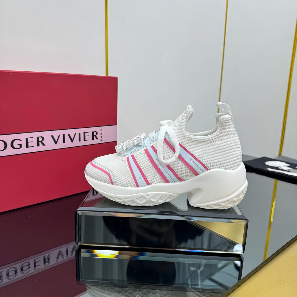 R-Sneakers