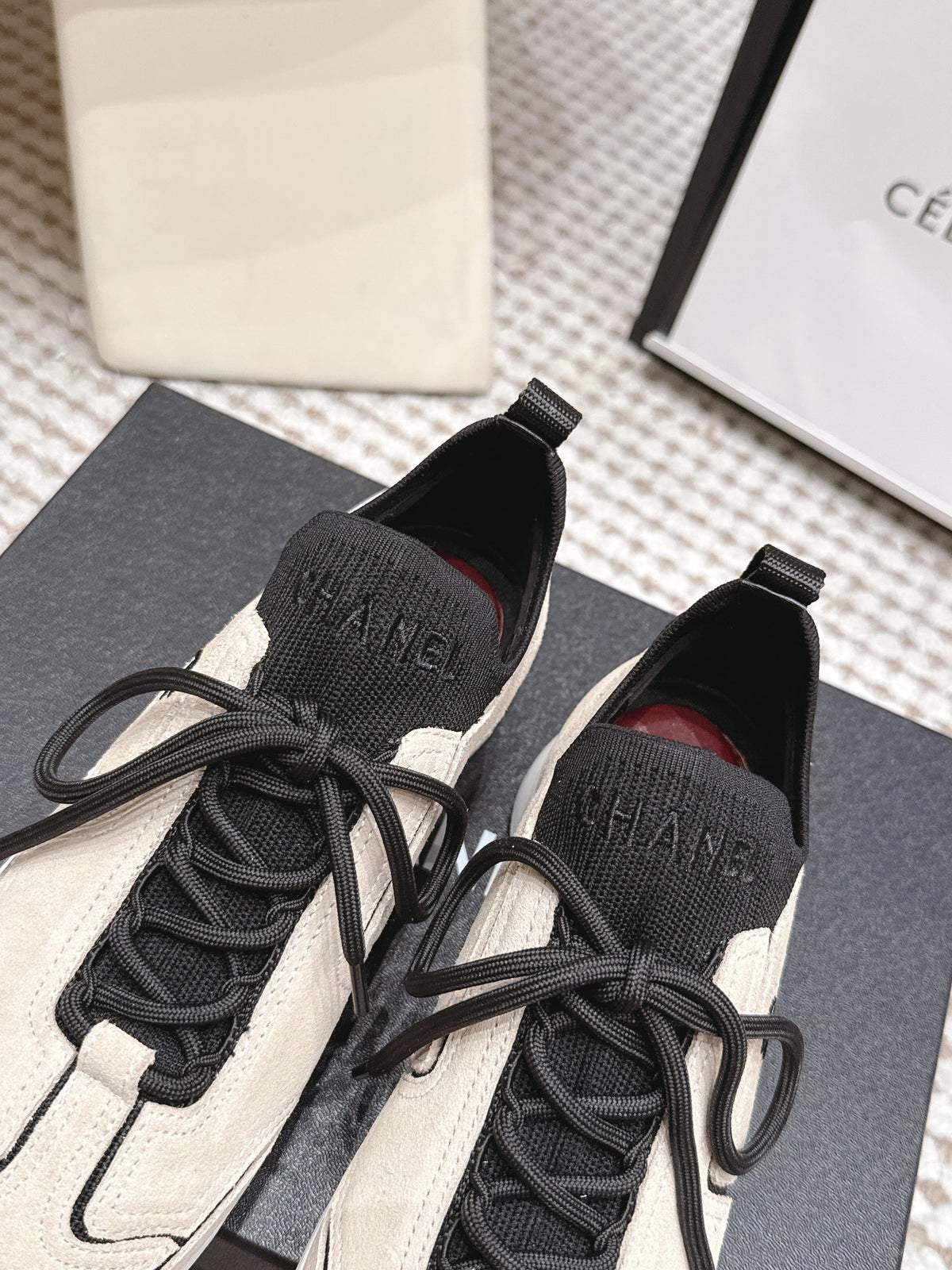 C-Sneakers