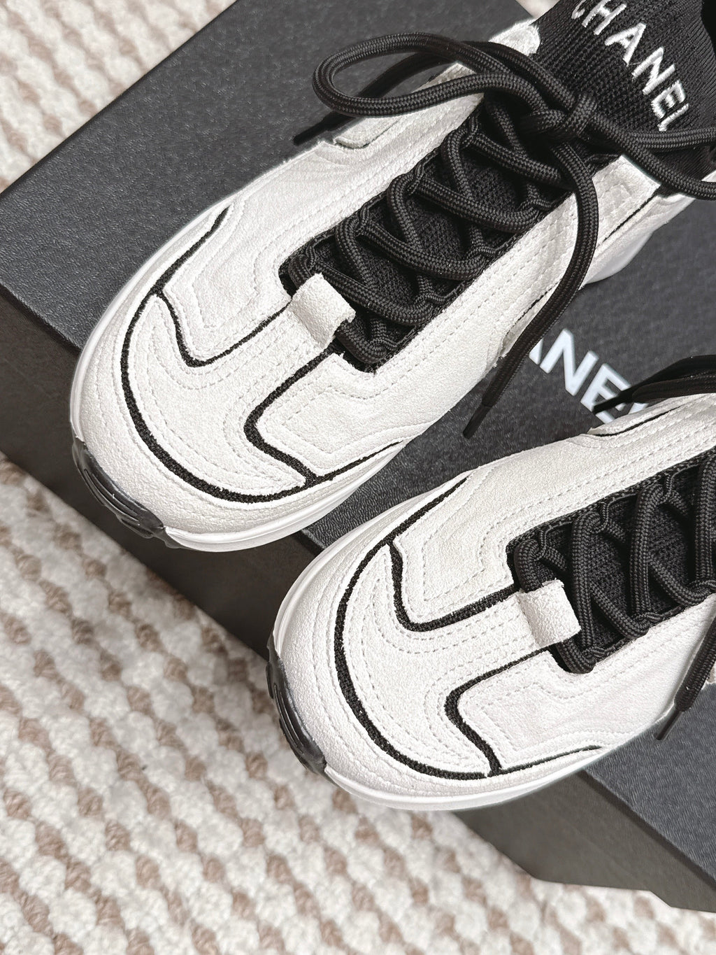 C-Sneakers