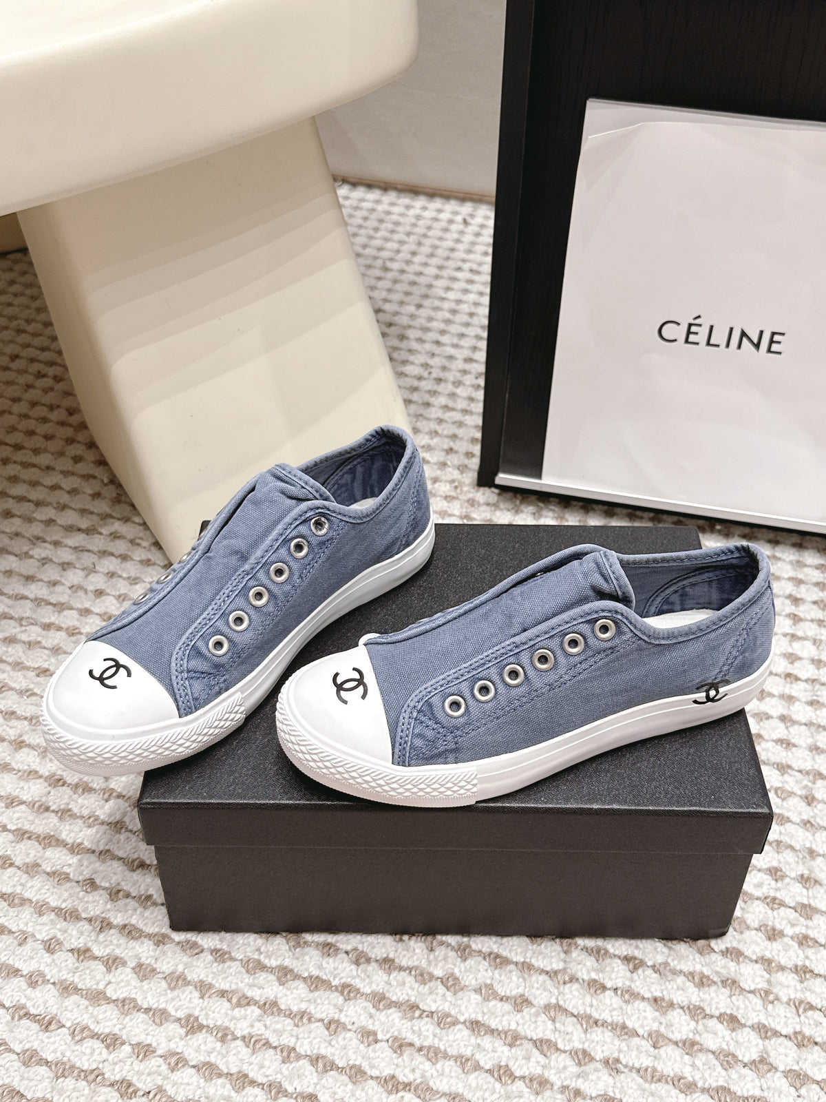 C-Sneakers