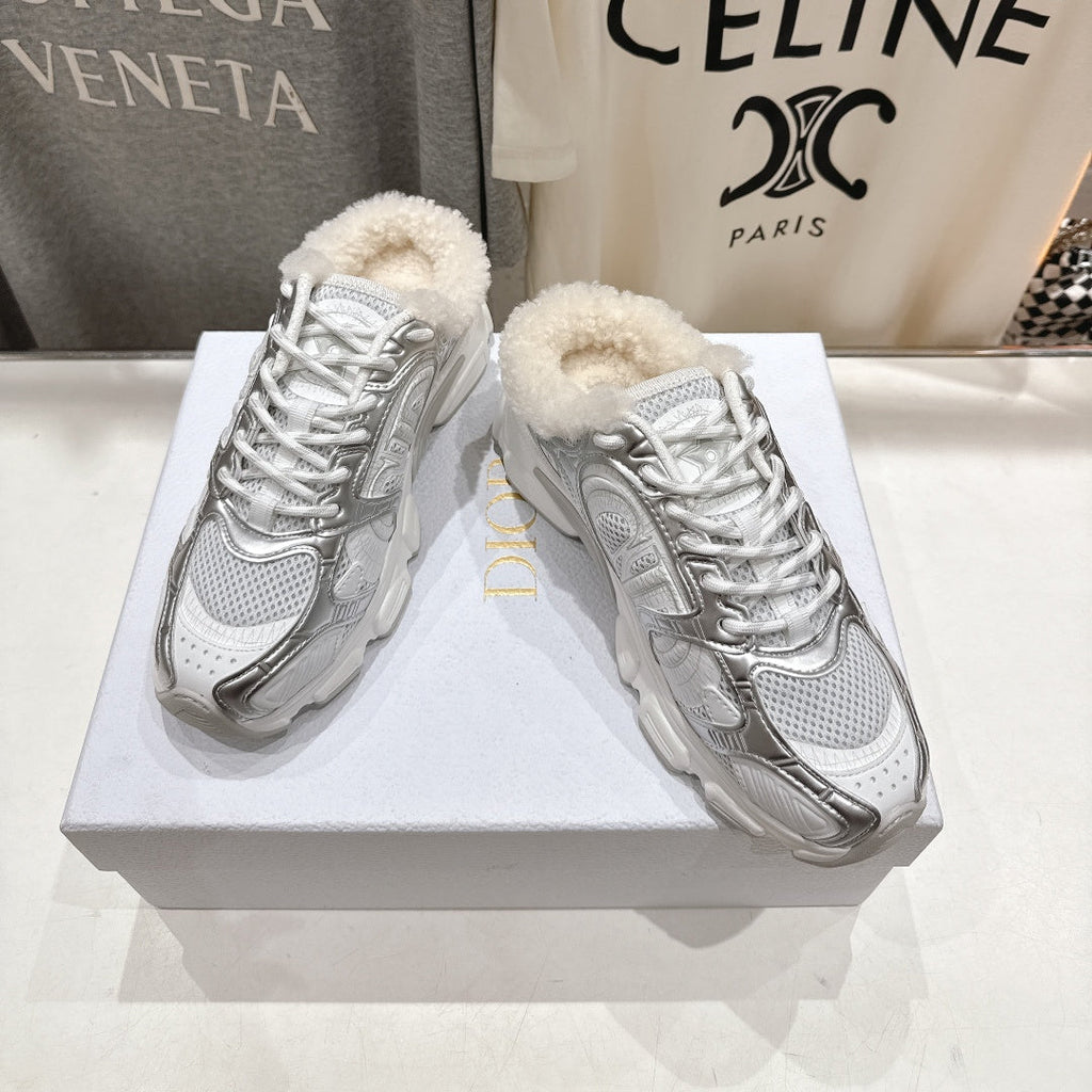D-Sneakers