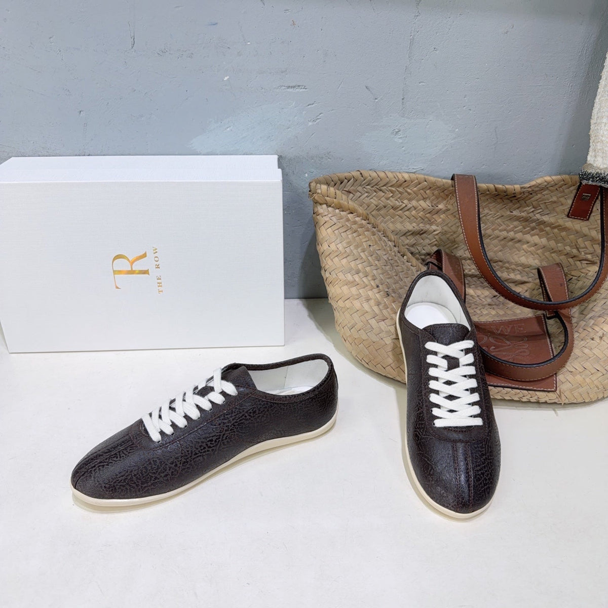 T-Sneakers