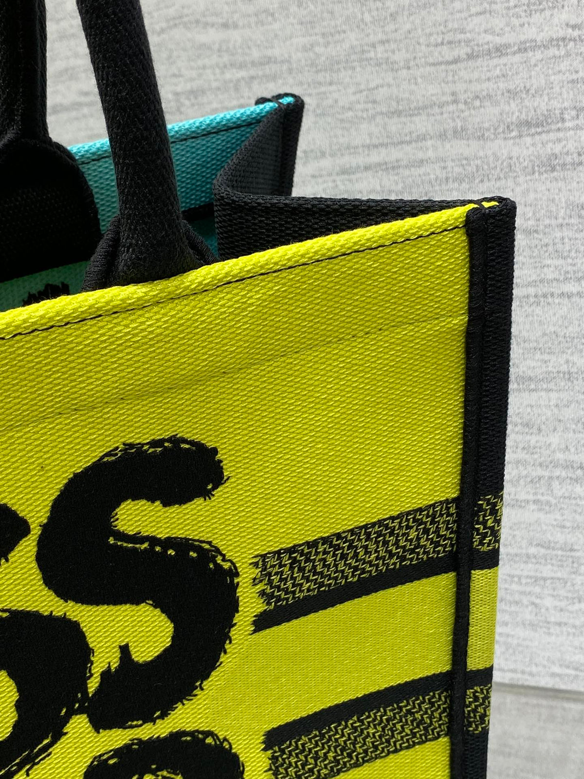 D-Book Tote
