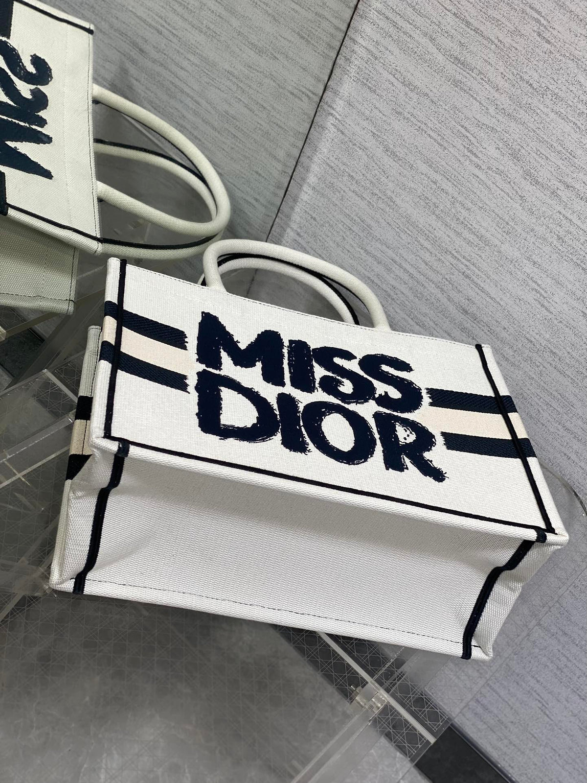 D-Book Tote