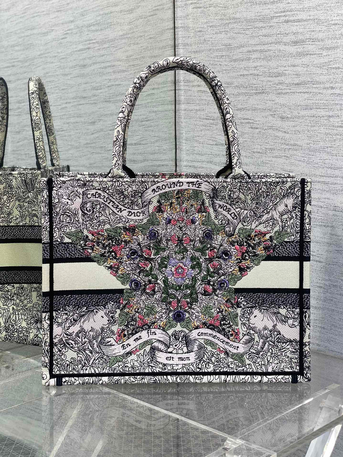 D-Book Tote