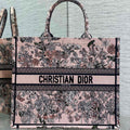 D-Book Tote
