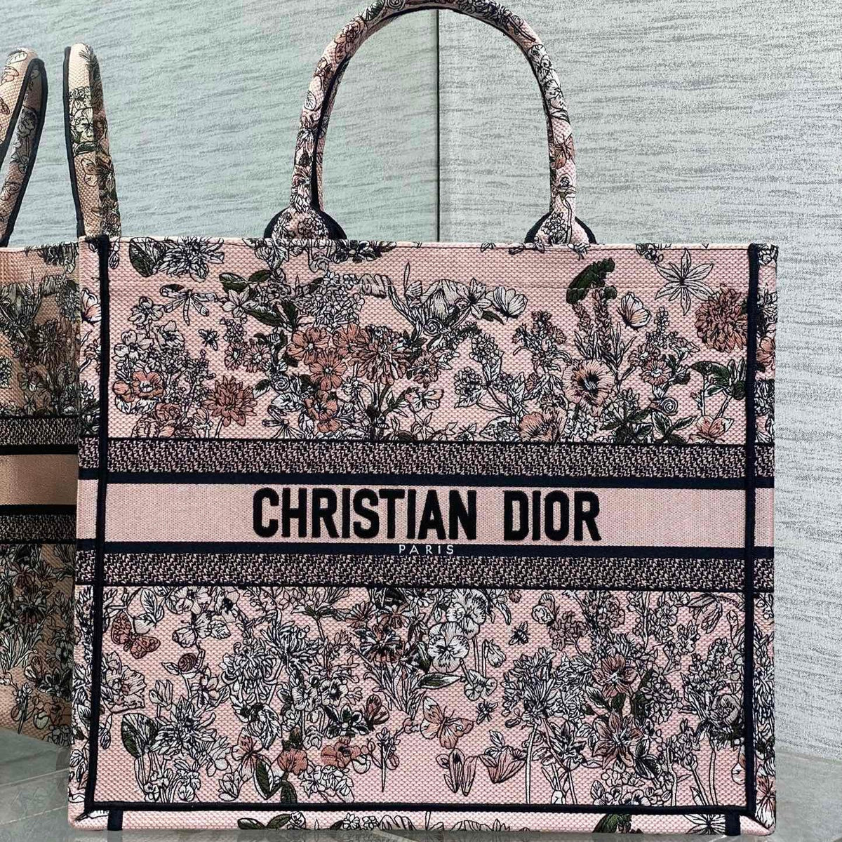 D-Book Tote