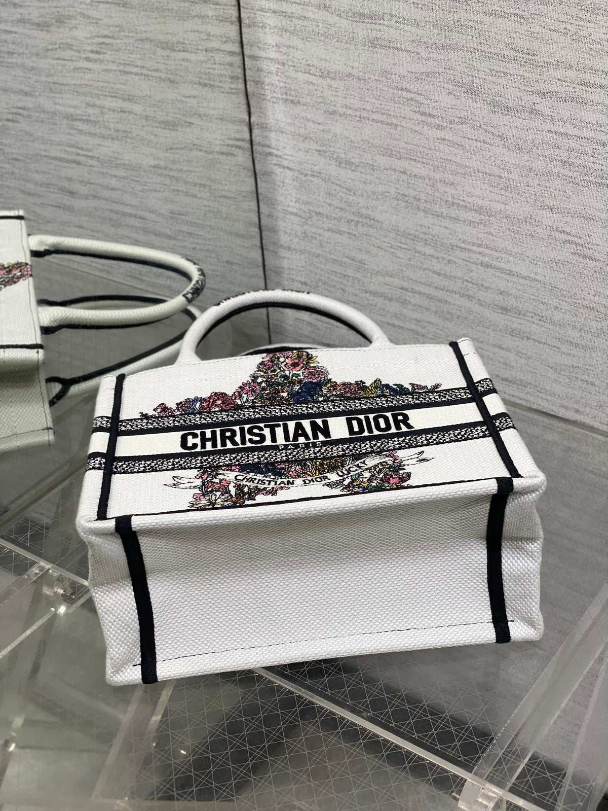 D-Book Tote