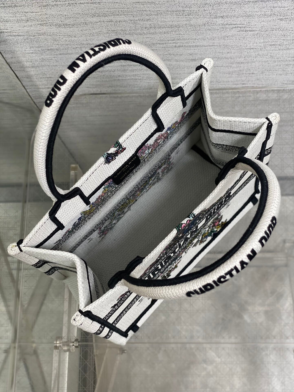 D-Book Tote