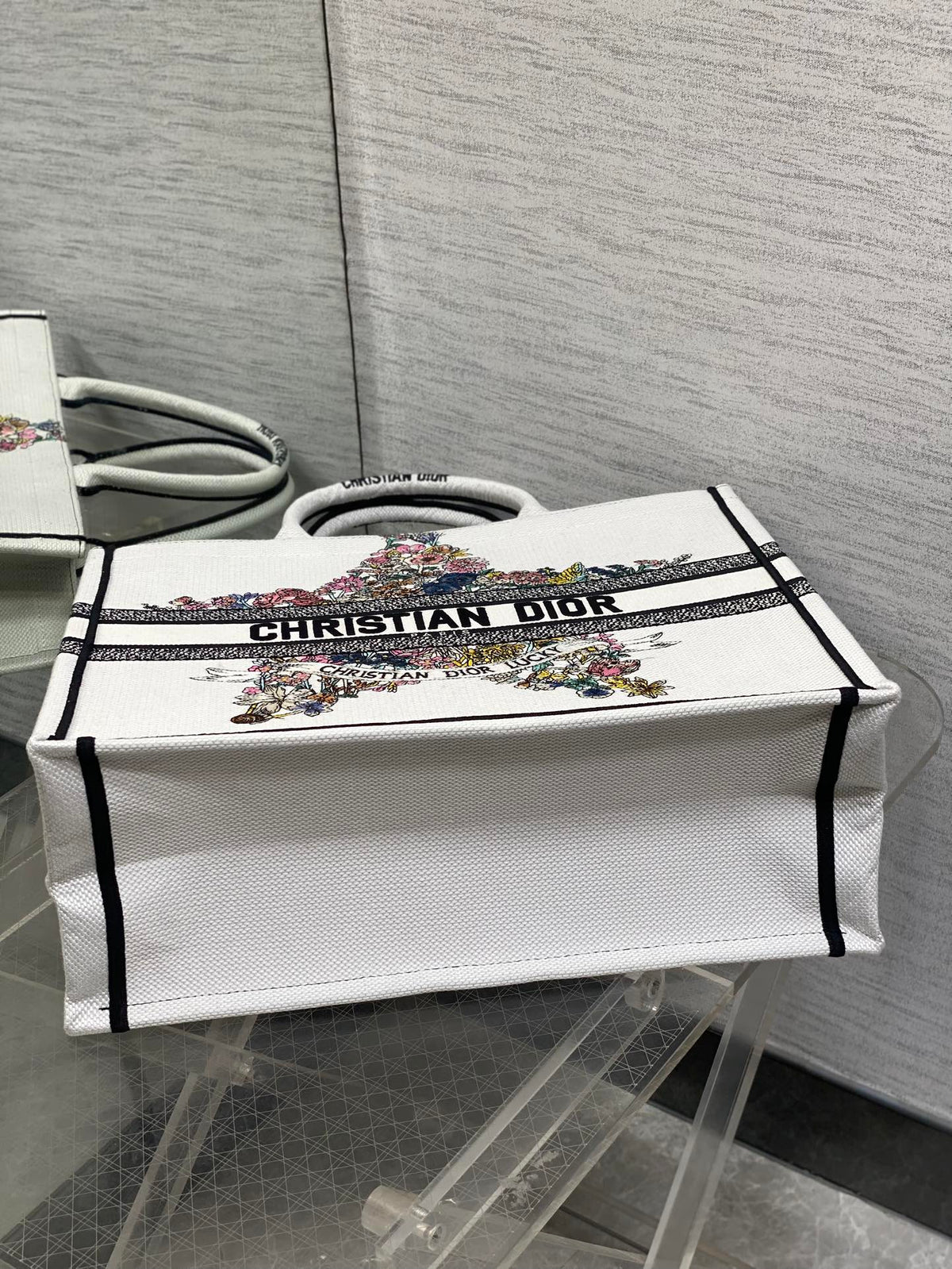 D-Book Tote