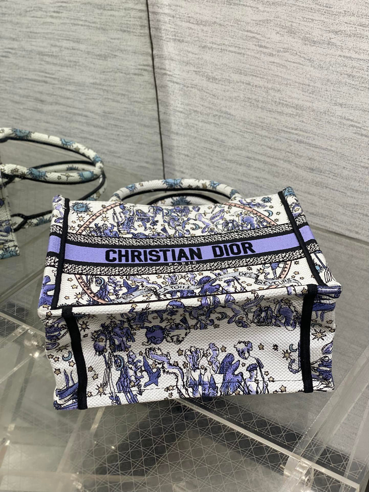 D-Book Tote