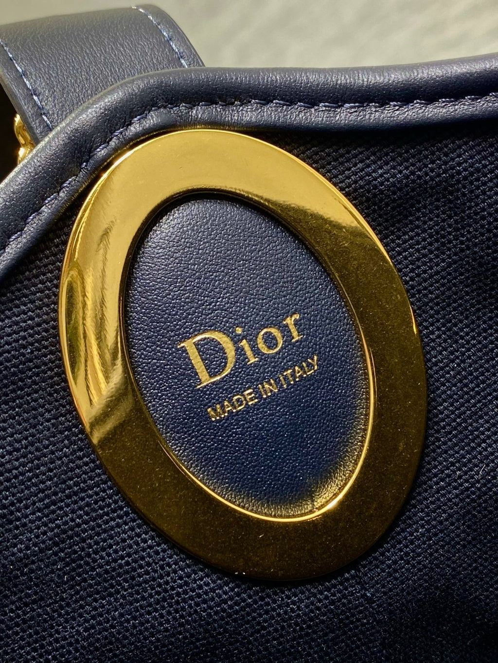 D-Book Tote