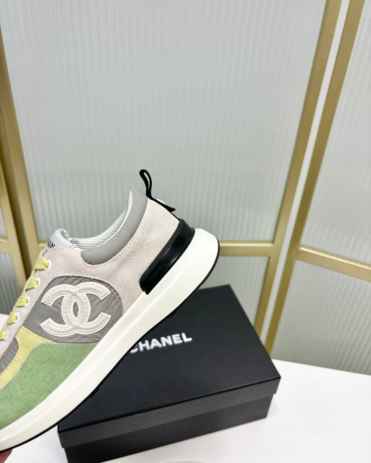 C-Sneakers