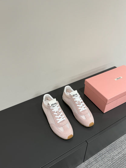 M-Sneakers