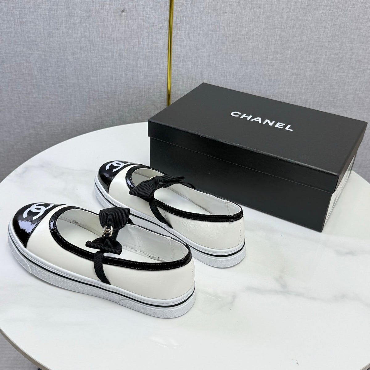 C-Sneakers