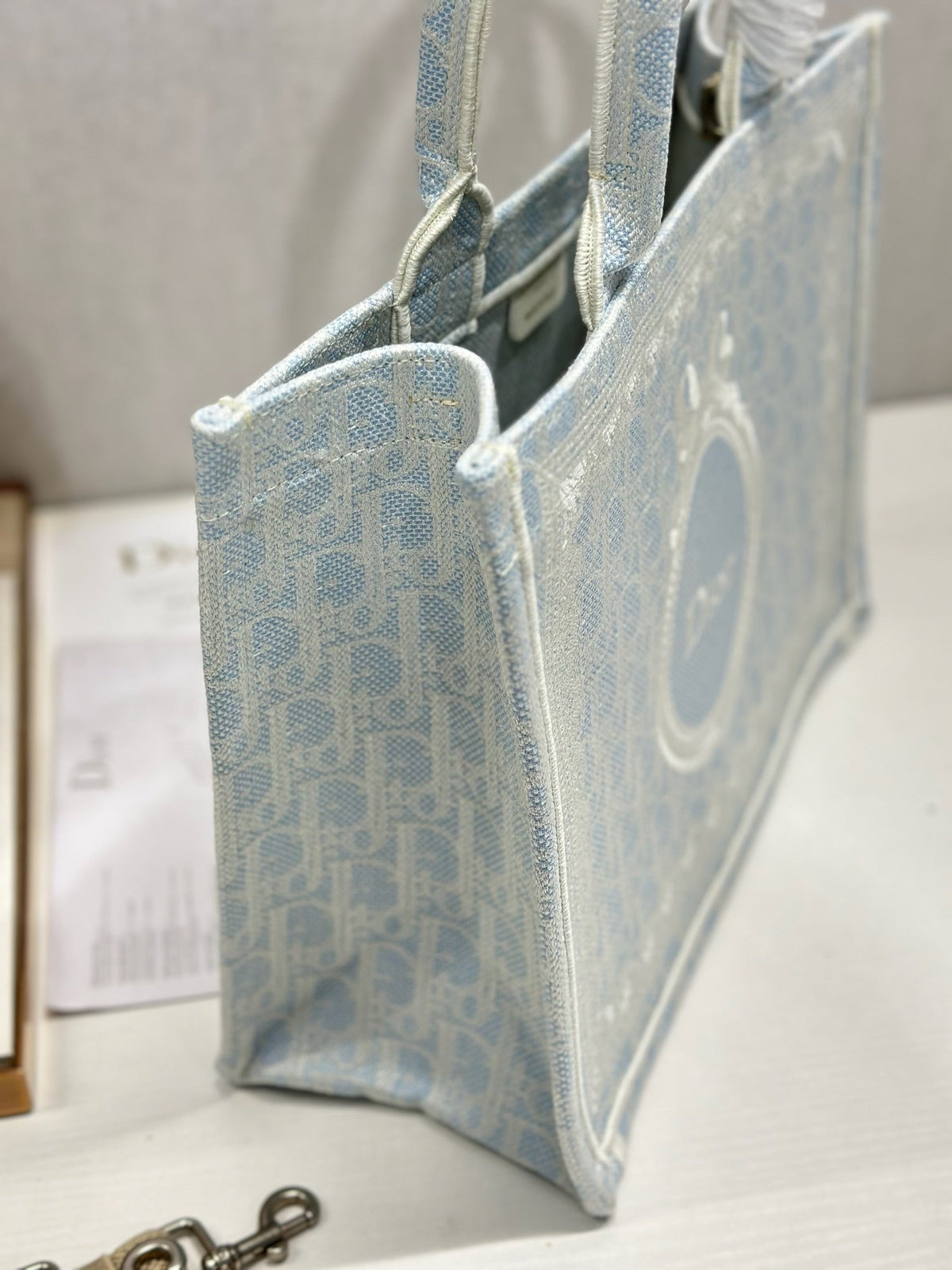 D-Book Tote
