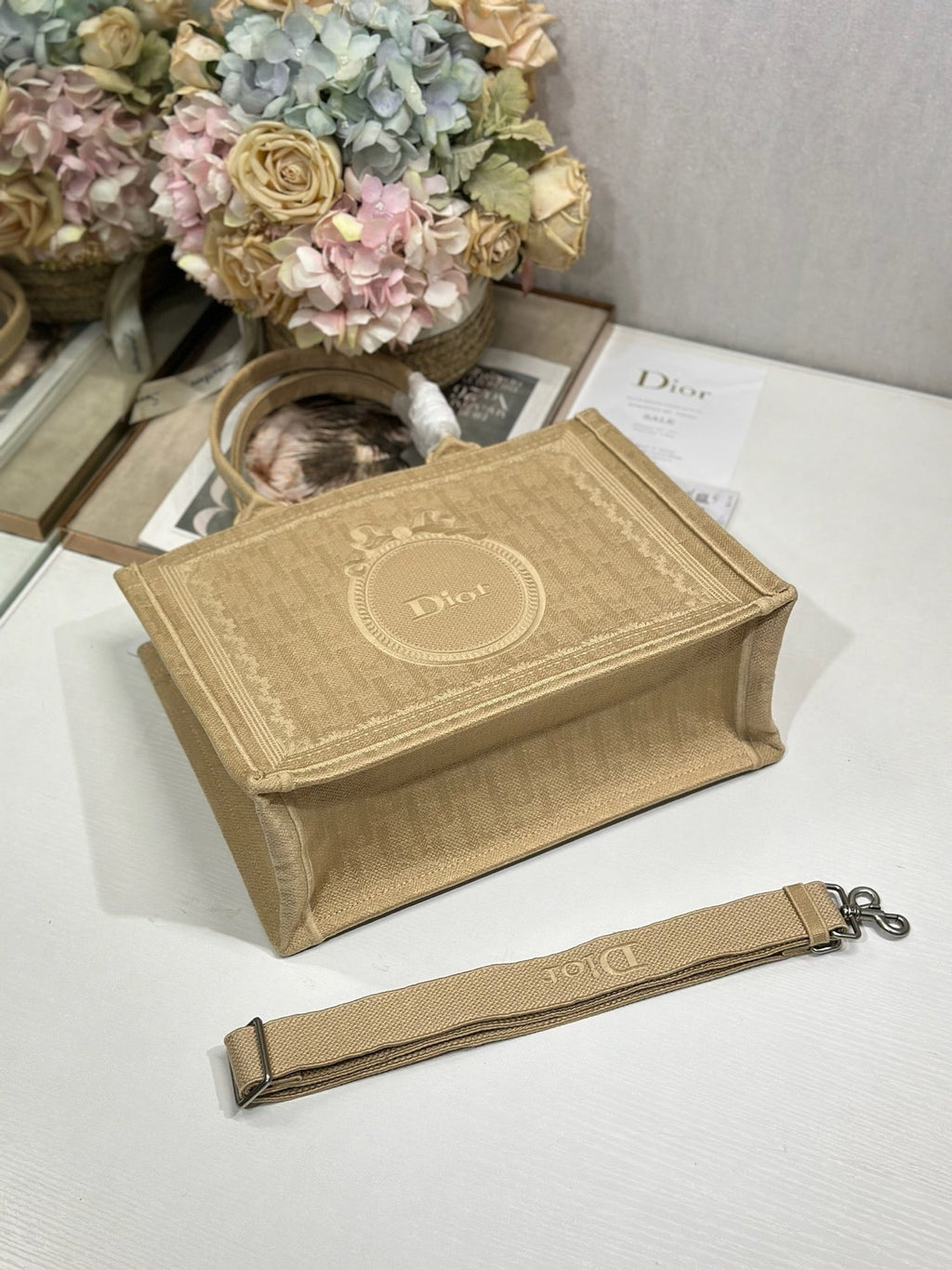 D-Book Tote